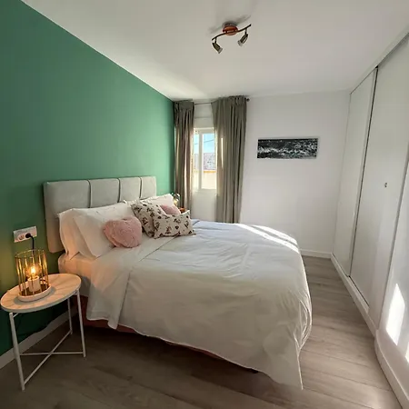 Apartment Petite Penthouse With The Sunniest Terrace In Valencia